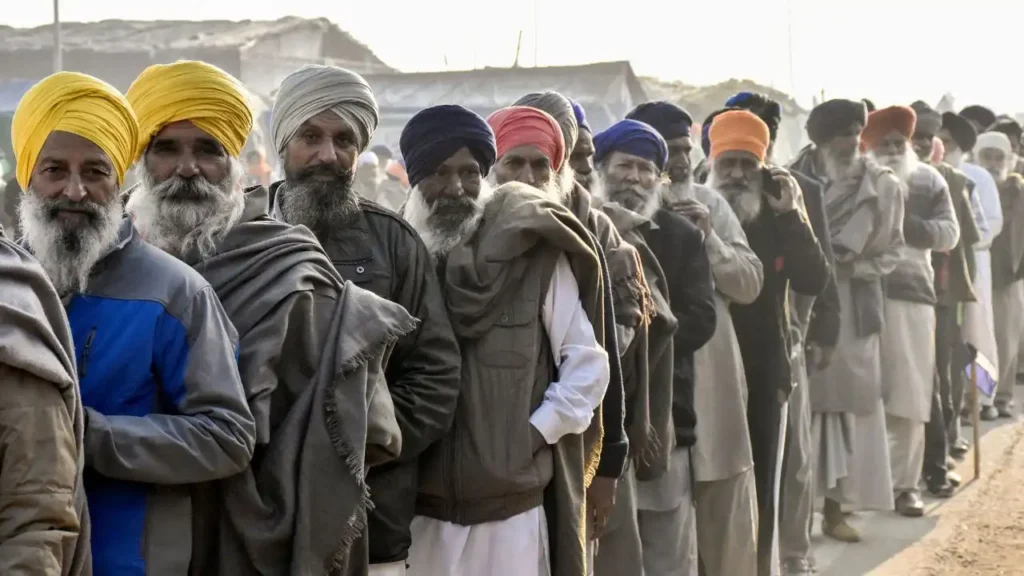 Farmers Protest : पंजाब और हरियाणा के किसानों का आंदोलन शुरू, दिल्ली मार्च पर तनाव जारी 3 Farmers Protest
